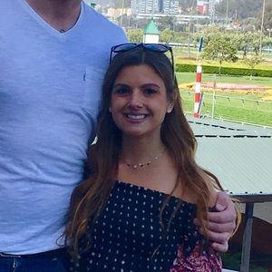 Meet your Posher, Marissa